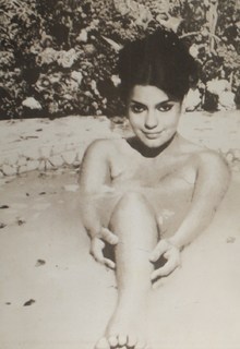 Zeenat Aman feet photo 5