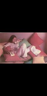 Zeenat Aman feet photo 5