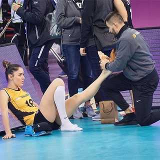 Zehra Günes feet photo thumbnail