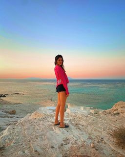 Zehra Günes feet photo thumbnail