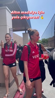 Zehra Günes feet photo thumbnail