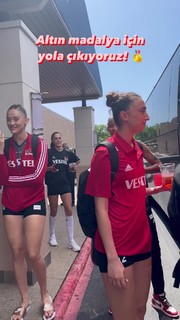 Zehra Günes feet photo thumbnail