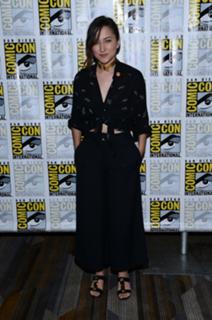 Zelda Williams feet photo 20