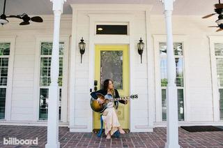 Zella Day feet photo thumbnail