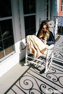 Zella Day feet photo thumbnail