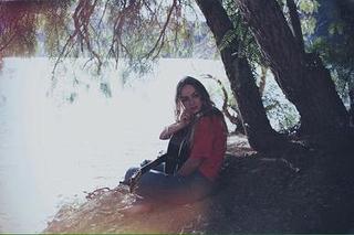 Zella Day feet photo thumbnail