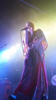 Zella Day feet photo thumbnail