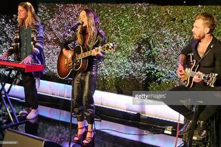 Zella Day feet photo thumbnail