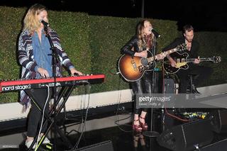 Zella Day feet photo thumbnail
