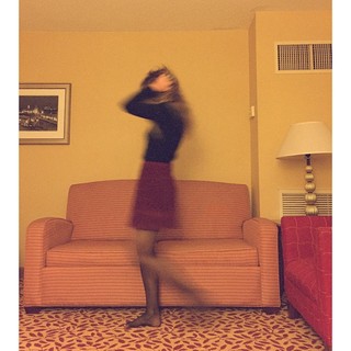 Zella Day feet photo thumbnail
