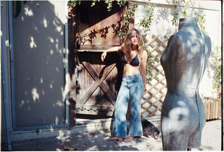 Zella Day feet photo thumbnail