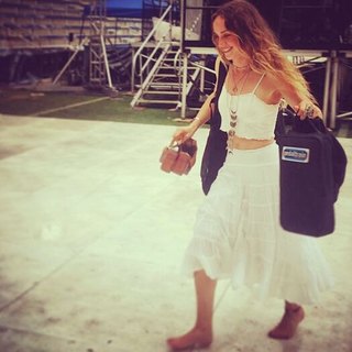 Zella Day feet photo thumbnail
