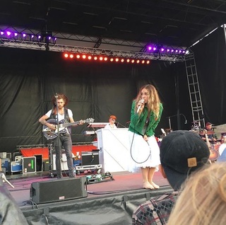 Zella Day feet photo thumbnail