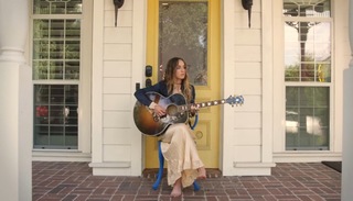 Zella Day feet photo thumbnail