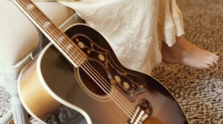 Zella Day feet photo thumbnail