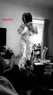 Zella Day feet photo thumbnail
