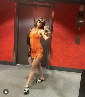 Zella Day feet photo thumbnail