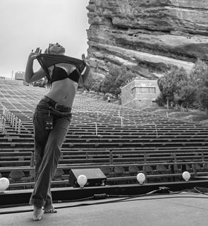 Zella Day feet photo thumbnail