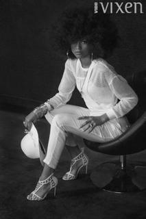 Zendaya feet photo thumbnail