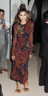 Zendaya feet photo thumbnail