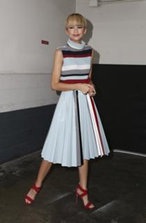 Zendaya feet photo thumbnail