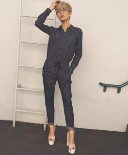 Zendaya feet photo thumbnail