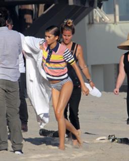 Zendaya feet photo thumbnail