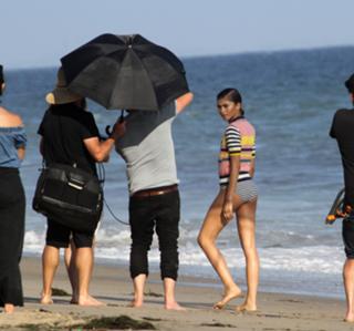 Zendaya feet photo thumbnail