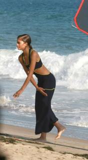 Zendaya feet photo thumbnail