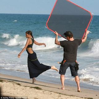 Zendaya feet photo thumbnail