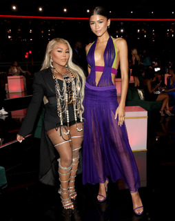 Zendaya feet photo thumbnail