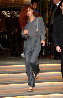 Zendaya feet photo thumbnail
