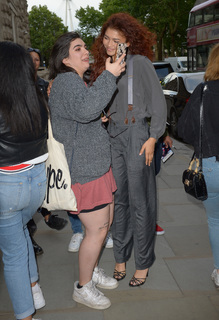 Zendaya feet photo thumbnail