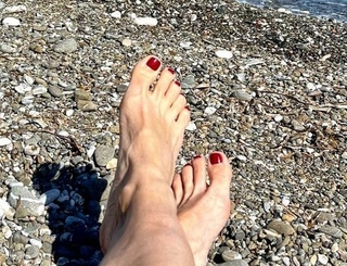 Zeta Douka feet photo 5