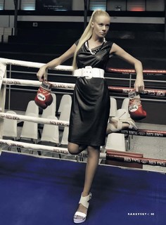 Zeta Makrypoulia feet photo thumbnail