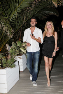 Zeta Makrypoulia feet photo thumbnail