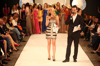 Zeta Makrypoulia feet photo thumbnail