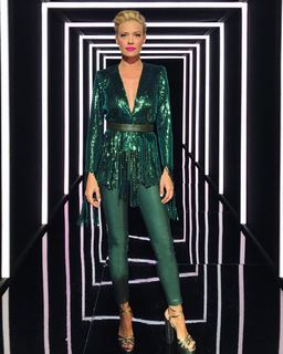 Zeta Makrypoulia feet photo thumbnail