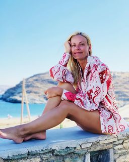 Zeta Makrypoulia feet photo thumbnail