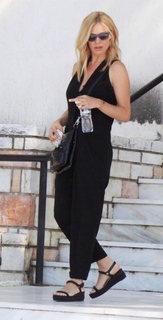 Zeta Makrypoulia feet photo thumbnail