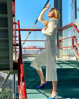 Zeta Makrypoulia feet photo thumbnail