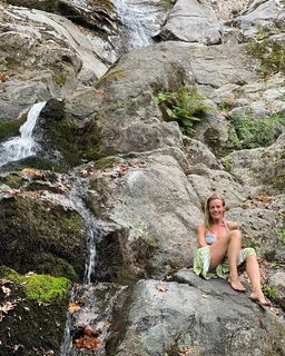 Zeta Makrypoulia feet photo thumbnail