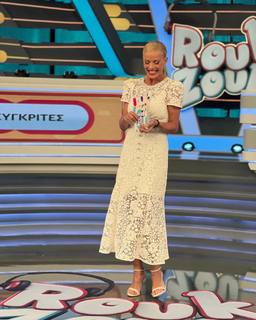 Zeta Makrypoulia feet photo thumbnail