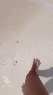 Zeta Makrypoulia feet photo thumbnail