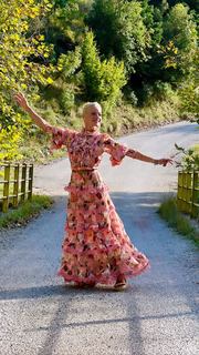 Zeta Makrypoulia feet photo thumbnail