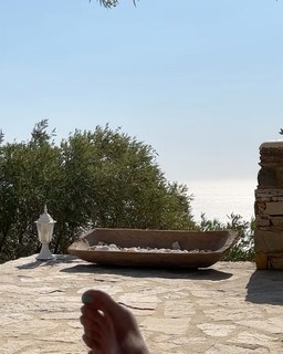 Zeta Makrypoulia feet photo thumbnail