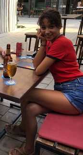 Zeynep Bastik feet photo thumbnail