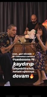 Zeynep Bastik feet photo thumbnail