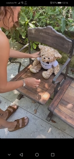 Zeynep Bastik feet photo thumbnail