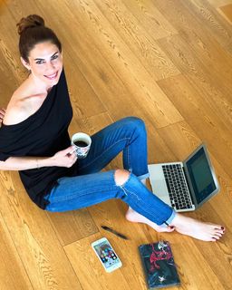 Zeynep Beserler feet photo 3